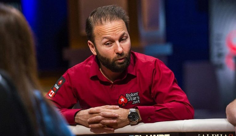 Daniel Negreanu Loses on Hustler Casino Live Debut as 300,000 Tune In